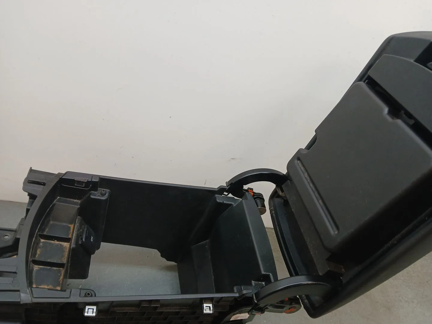 Apoyabrazos Central para Ford S-Max