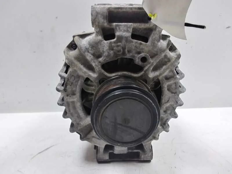 Alternador para Audi A5 Sportback (8T)