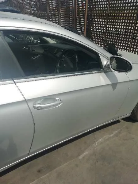 Puerta Delantera Derecha para Mercedes-Benz Clase Cls (W219)