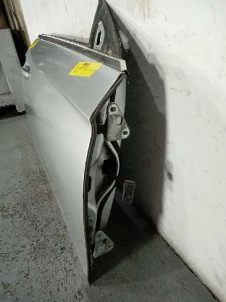 Puerta Delantera Derecha para Mercedes-Benz Clase Cls (W219)