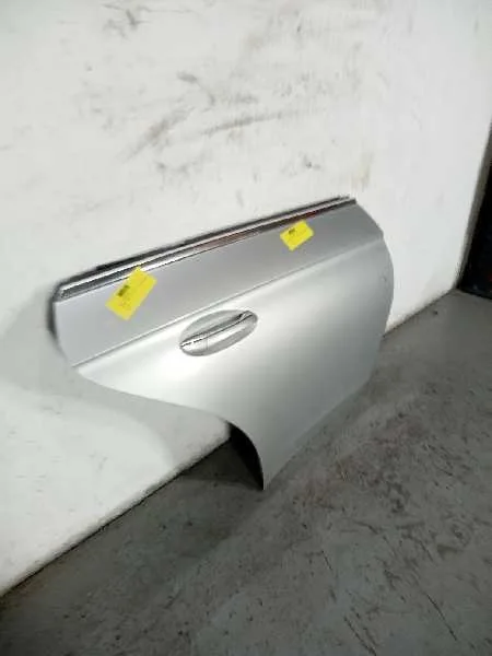 Puerta Trasera Derecha para Mercedes-Benz Clase Cls (W219)