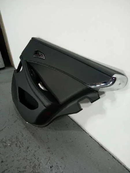 Guarnecido Puerta Trasera Derecha para Mercedes-Benz Clase Cls (W219)