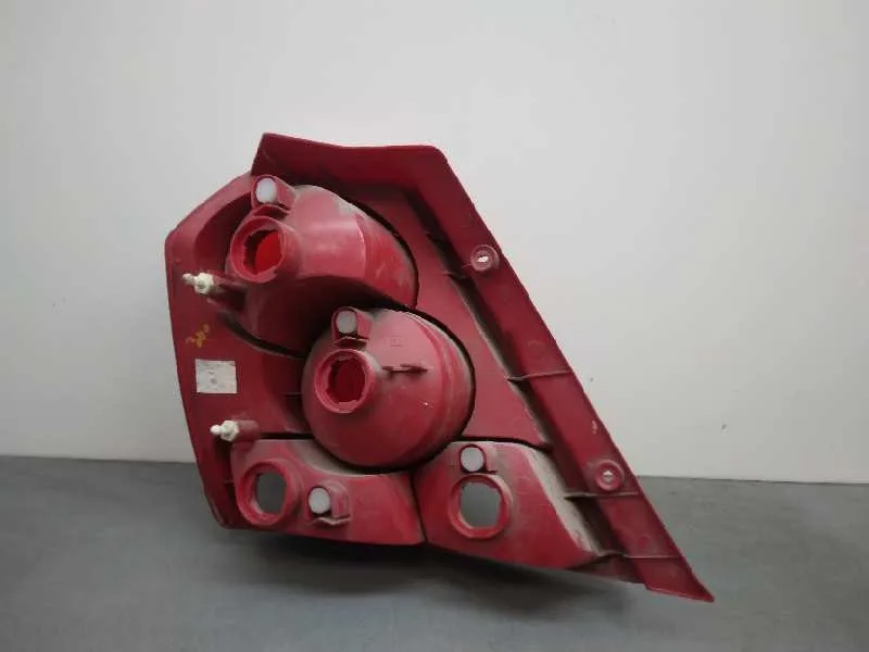 Piloto Trasero Derecho para Daewoo Kalos
