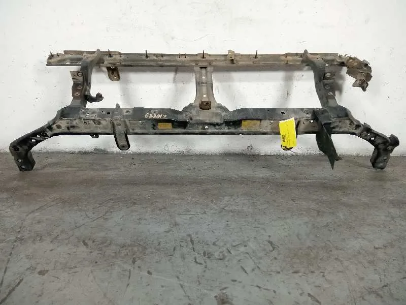 Panel Frontal para Nissan Navara Pick-Up (D40M)