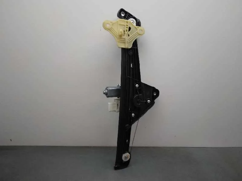 Elevalunas Delantero Derecho para Renault Clio V