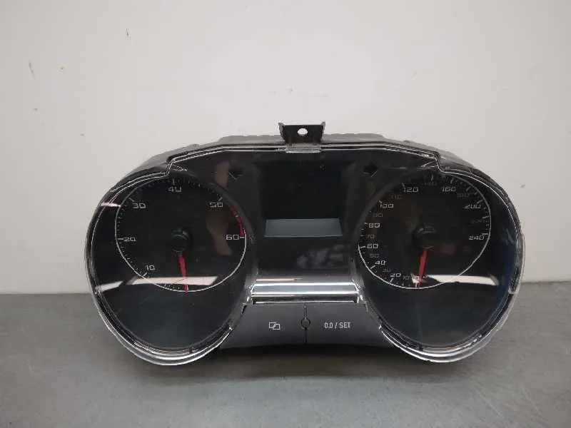 Cuadro Instrumentos para Seat Ibiza (6J5)