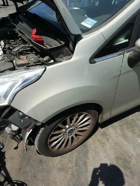 Aleta Delantera Izquierda para Ford B-Max