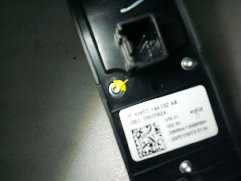 Mando Elevalunas Delantero Izquierdo para Ford B-Max