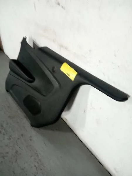 Guarnecido Puerta Trasera Derecha para Ford B-Max