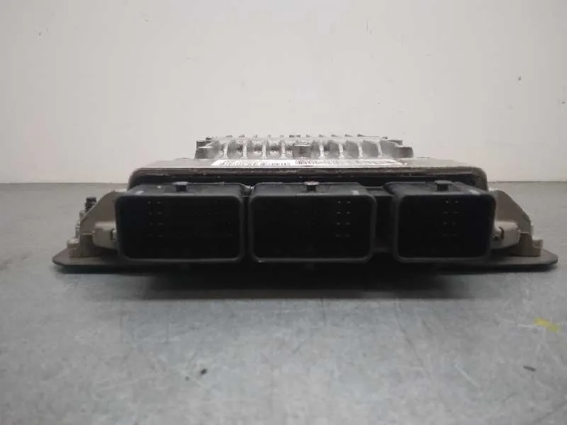 Centralita Motor Uce para Peugeot 307 Break/Sw (S2)