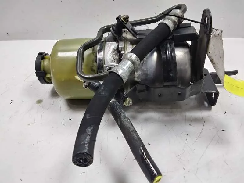 Bomba Direccion para Opel Zafira A