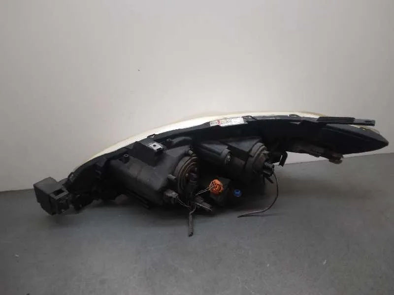 Faro Derecho para Mazda 5 Berl. (Cr)