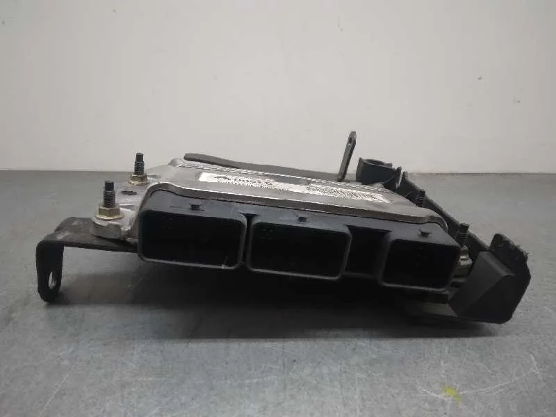 Centralita Motor Uce para Renault Scenic Ii
