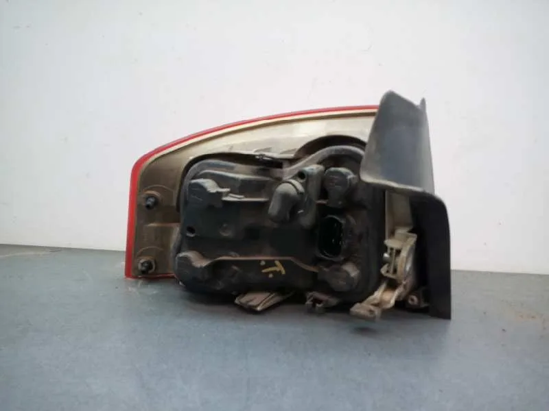 Piloto Trasero Derecho para Audi A4 Berlina (8E)