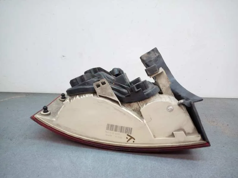 Piloto Trasero Derecho para Audi A4 Berlina (8E)