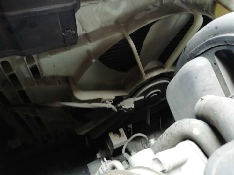 Electroventilador para Toyota Avensis Berlina (T25)