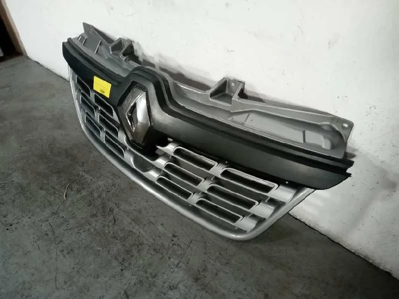 Rejilla Delantera para Renault Master Kasten