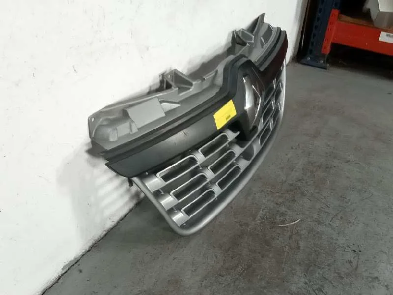 Rejilla Delantera para Renault Master Kasten