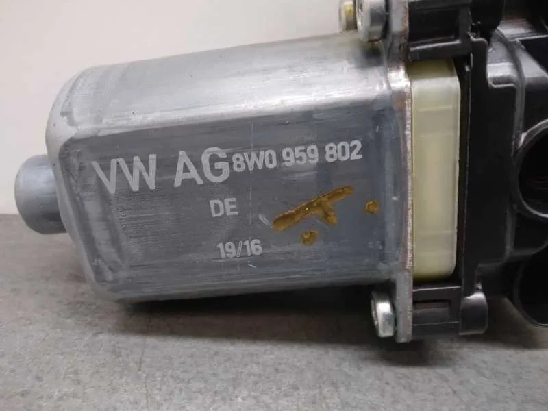 Motor Elevalunas Trasero Izquierdo para Audi Q7 (4M)