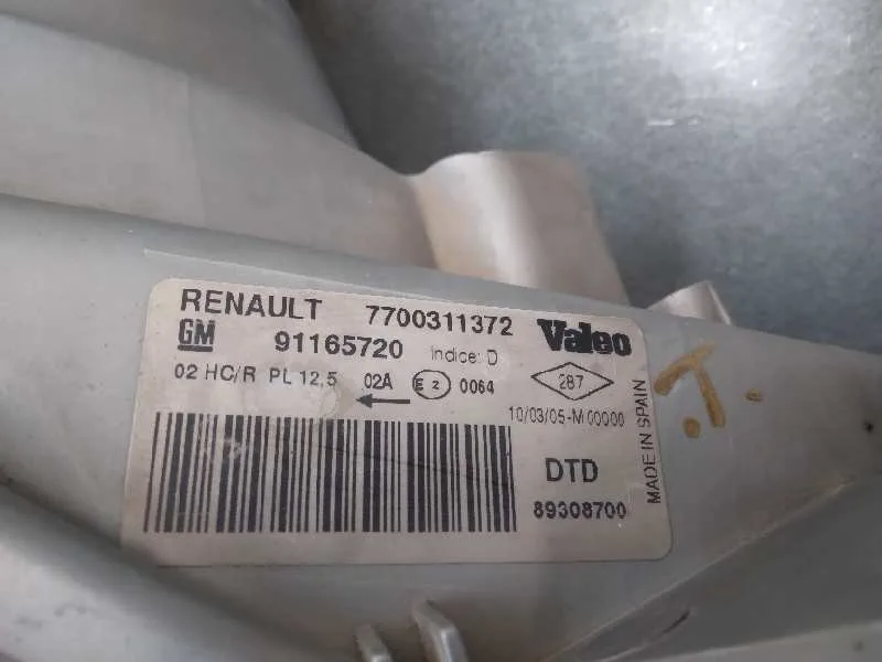 Faro Derecho para Renault Trafic Combi (Ab 4.01)