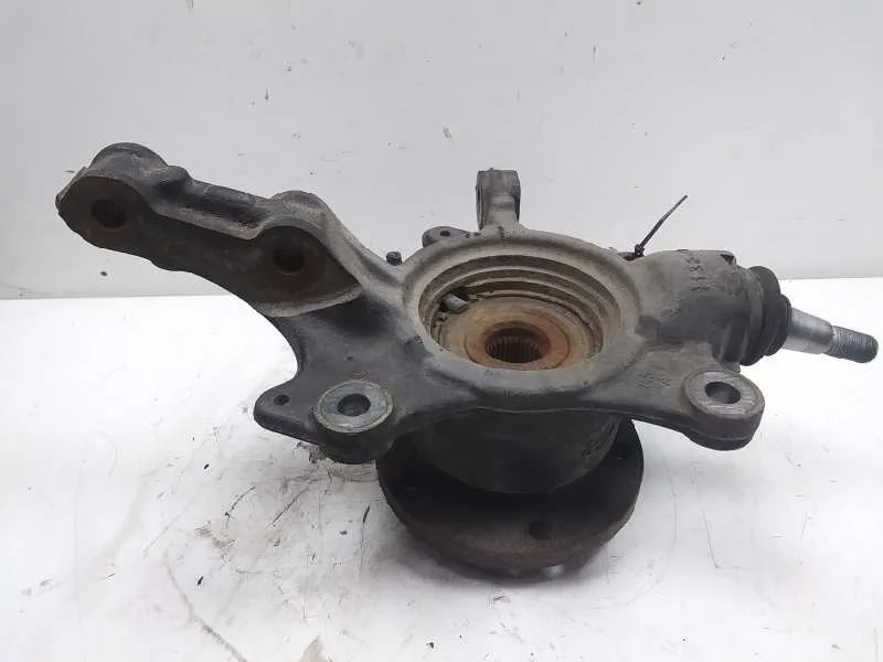 Mangueta Delantera Derecha para Nissan Nv 400