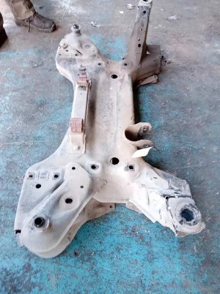 Puente Delantero para Nissan Nv 400