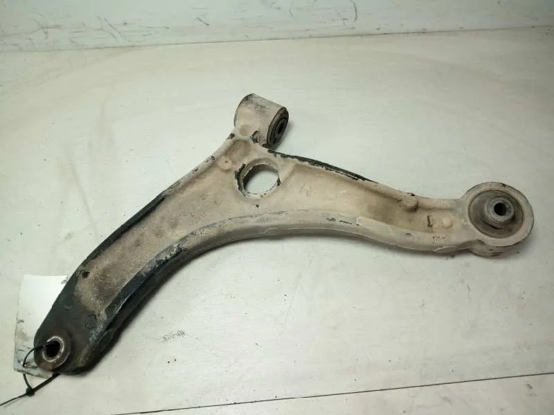 Brazo Suspension Inferior Delantero Derecho para Nissan Nv 400