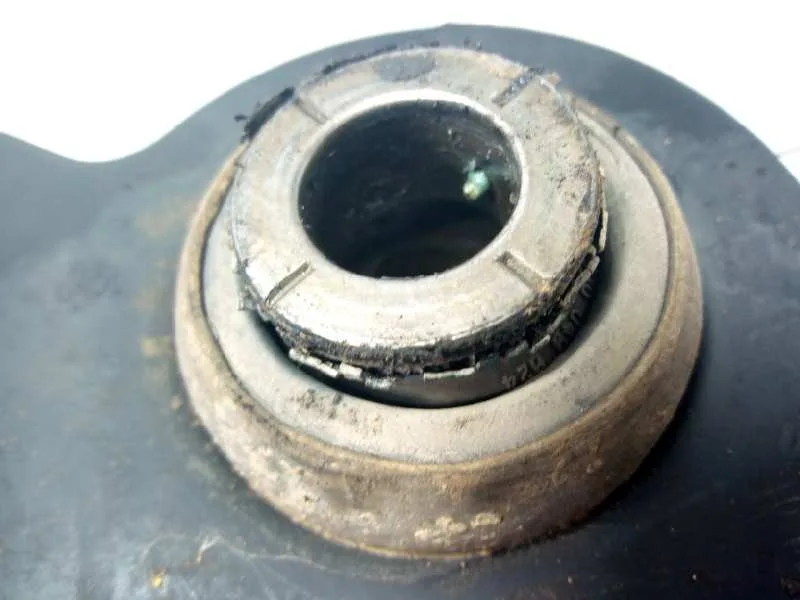 Brazo Suspension Inferior Delantero Derecho para Renault Trafic Combi (Ab 4.01)