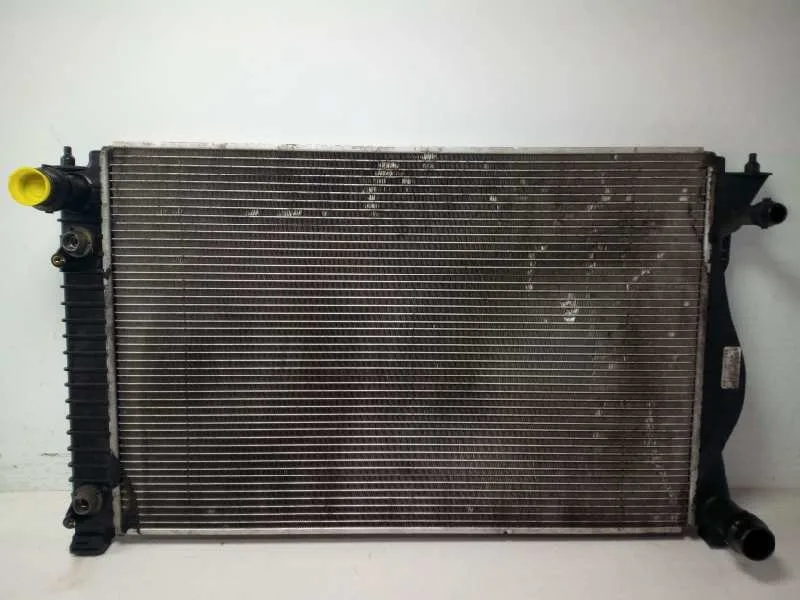 Radiador Agua para Audi A6 Avant (4F2)