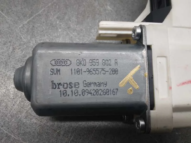 Motor Elevalunas Delantero Derecho para Audi A6 Avant (4F2)