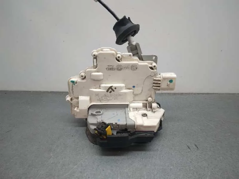 Cerradura Puerta Delantera Derecha para Audi A6 Avant (4F2)