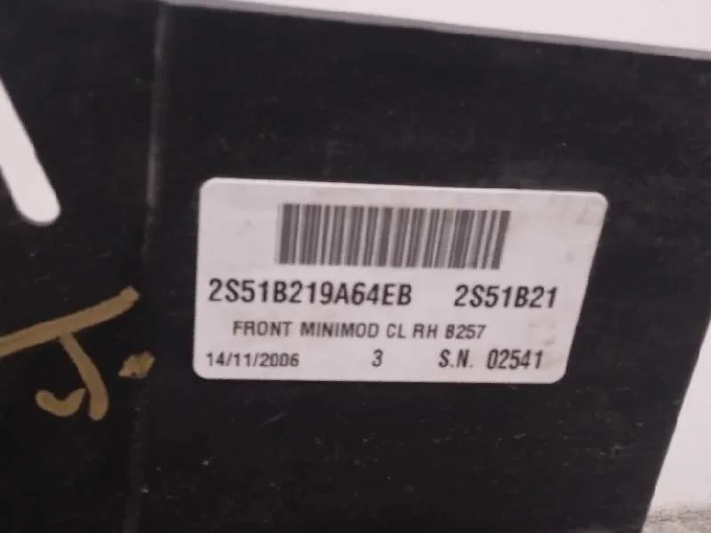 Cerradura Puerta Delantera Derecha para Ford Fiesta (Cbk)