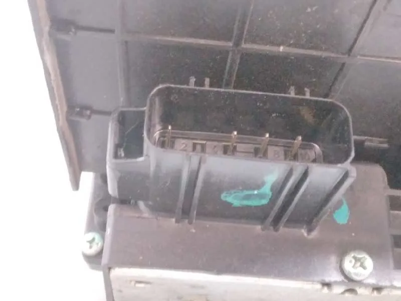 Cerradura Puerta Delantera Derecha para Ford Fiesta (Cbk)