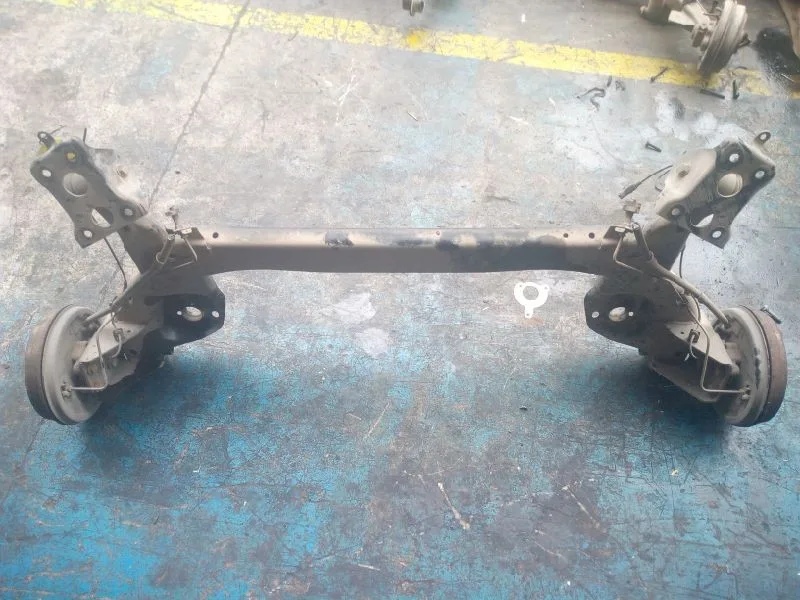 Puente Trasero para Fiat Linea (110)