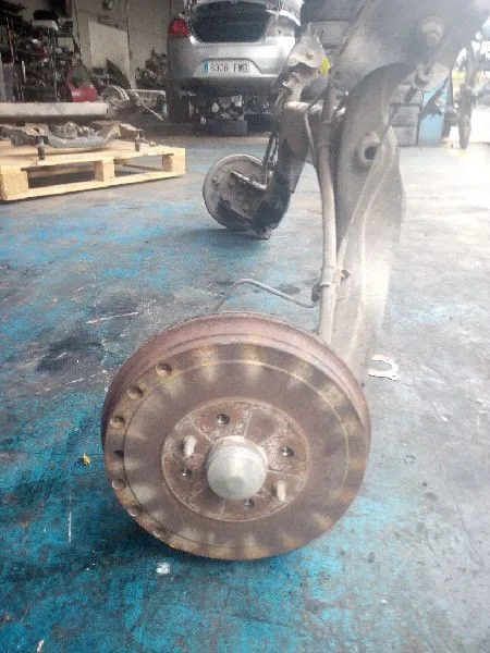 Puente Trasero para Fiat Linea (110)