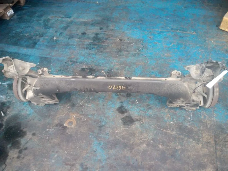Puente Trasero para Fiat Linea (110)