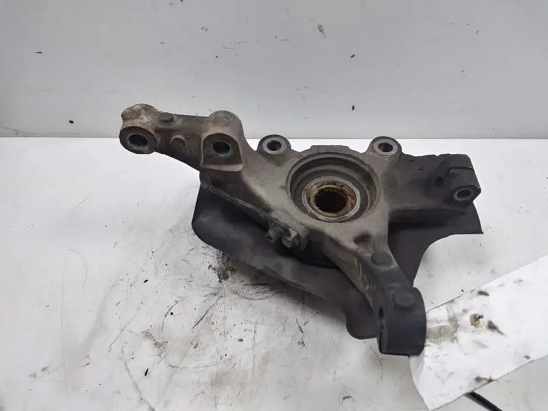 Mangueta Delantera Izquierda para Fiat Linea (110)