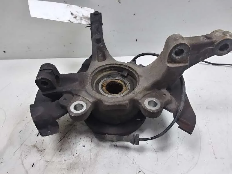 Mangueta Delantera Izquierda para Fiat Linea (110)