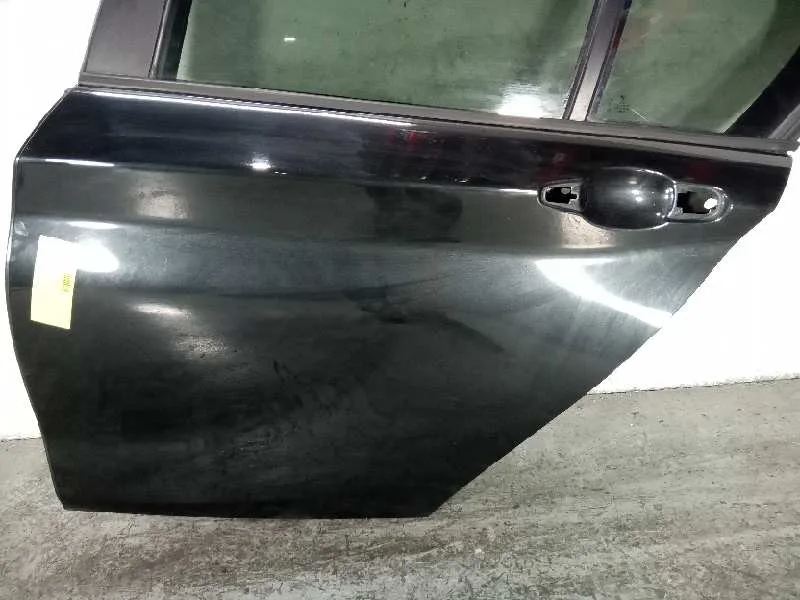 Puerta Trasera Izquierda para Bmw Serie 1 Lim. (F20)