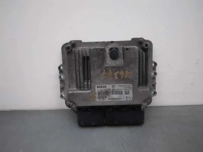 Centralita Motor Uce para Alfa Romeo 147 (190)