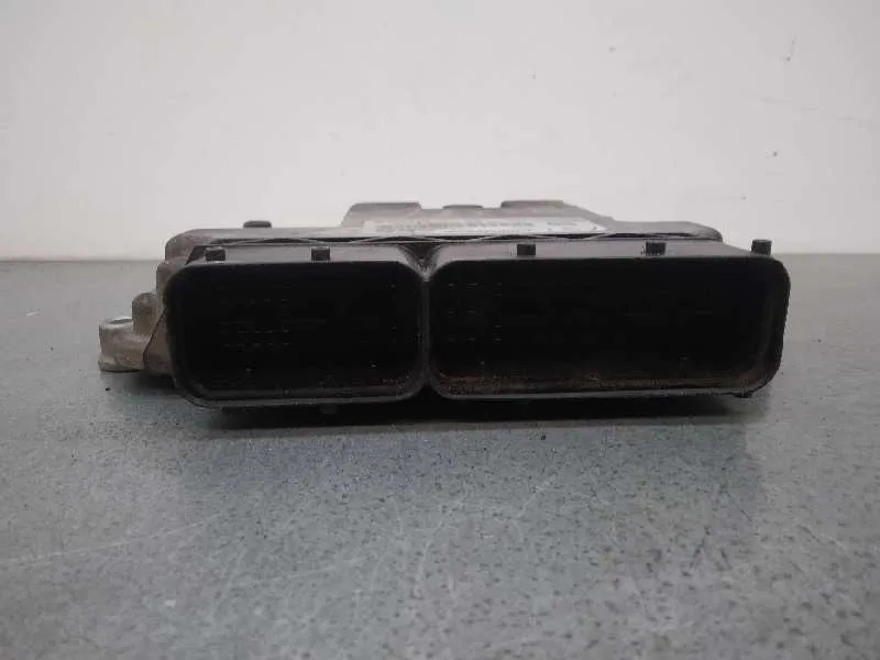 Centralita Motor Uce para Alfa Romeo 147 (190)