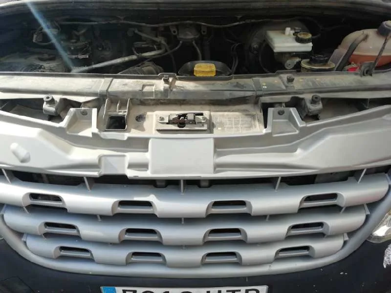 Rejilla Delantera para Renault Master Kasten