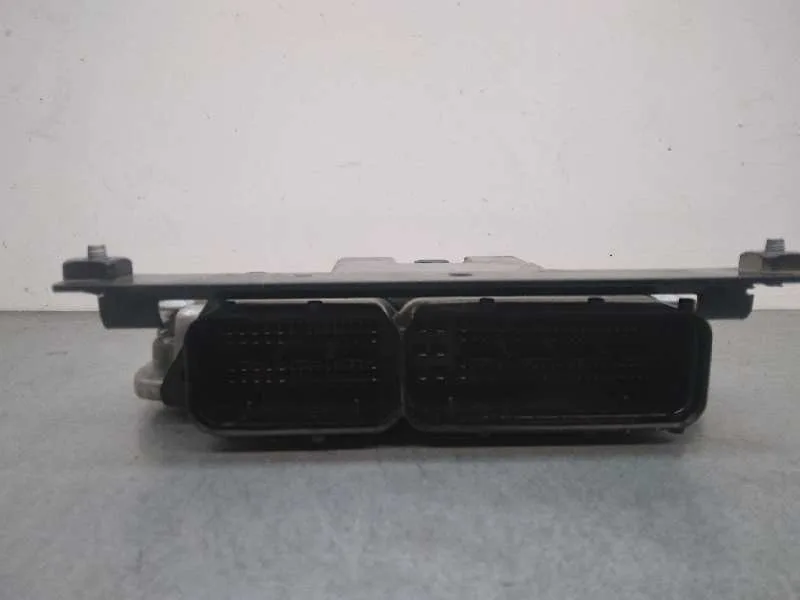 Centralita Motor Uce para Seat Ibiza Sc (6J1)
