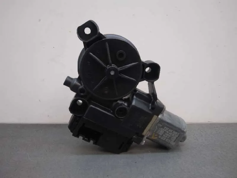 Motor Elevalunas Trasero Derecho para Volkswagen Polo (6C1)
