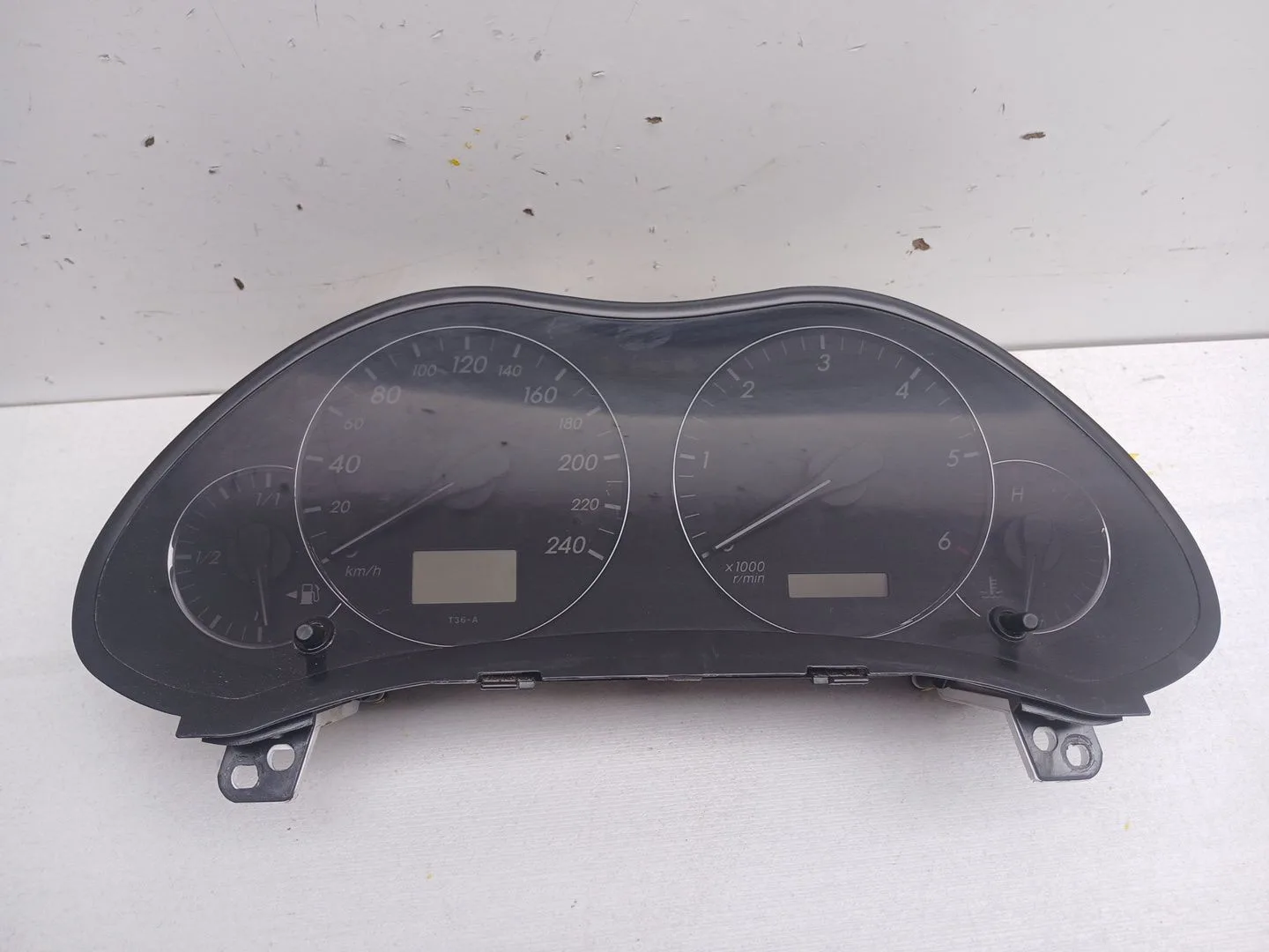 Cuadro Instrumentos para Toyota Avensis Berlina (T25)
