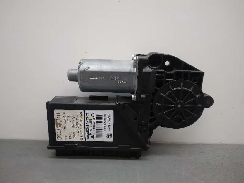 Motor Elevalunas Delantero Izquierdo para Audi A4 Berlina (8E)