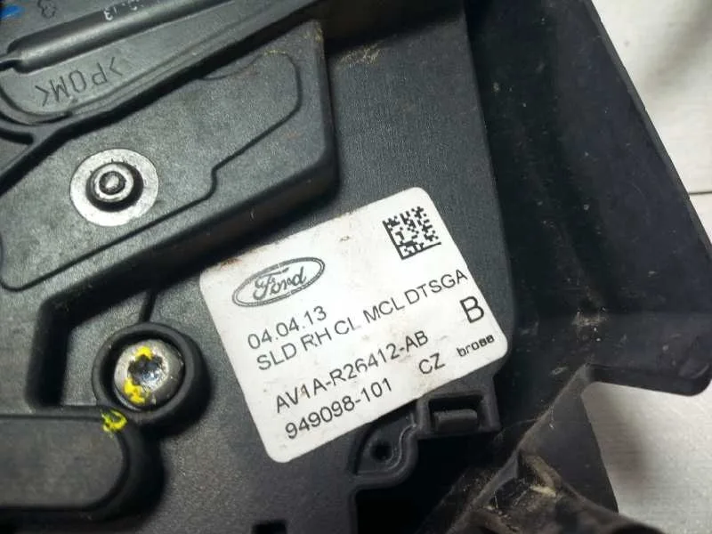 Cerradura Puerta Trasera Derecha para Ford B-Max
