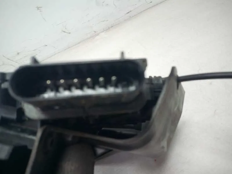 Cerradura Puerta Trasera Izquierda para Ford B-Max