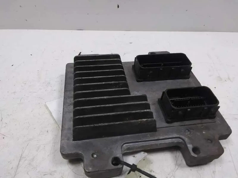 Centralita Motor Uce para Opel Corsa D