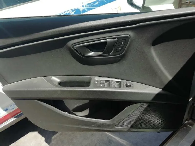 Guarnecido Puerta Delantera Izquierda para Seat Leon St (5F8)